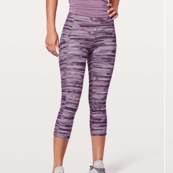 lululemon athletica Pants - NWOT Speed Up Crop